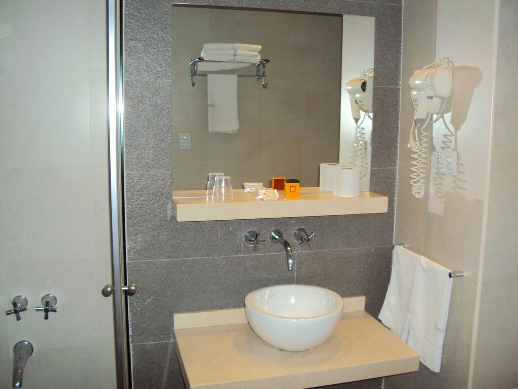 Promenade Hotel Buenos Aires Esterno foto